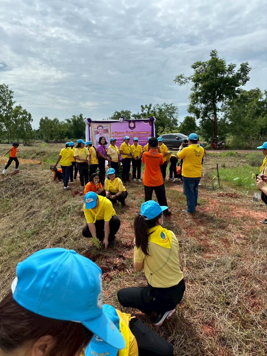 โครงการจิตอาสาปลูกต้นไม้เฉลิมพระเกียรติ เนื่องในวันคล้ายวันเฉลิมพระชนมพรรษา สมเด็จพระนางเจ้าสุทิดา พัชรสุธาพิมลลักษณ พระบรมราชินี พ.ศ. 2568