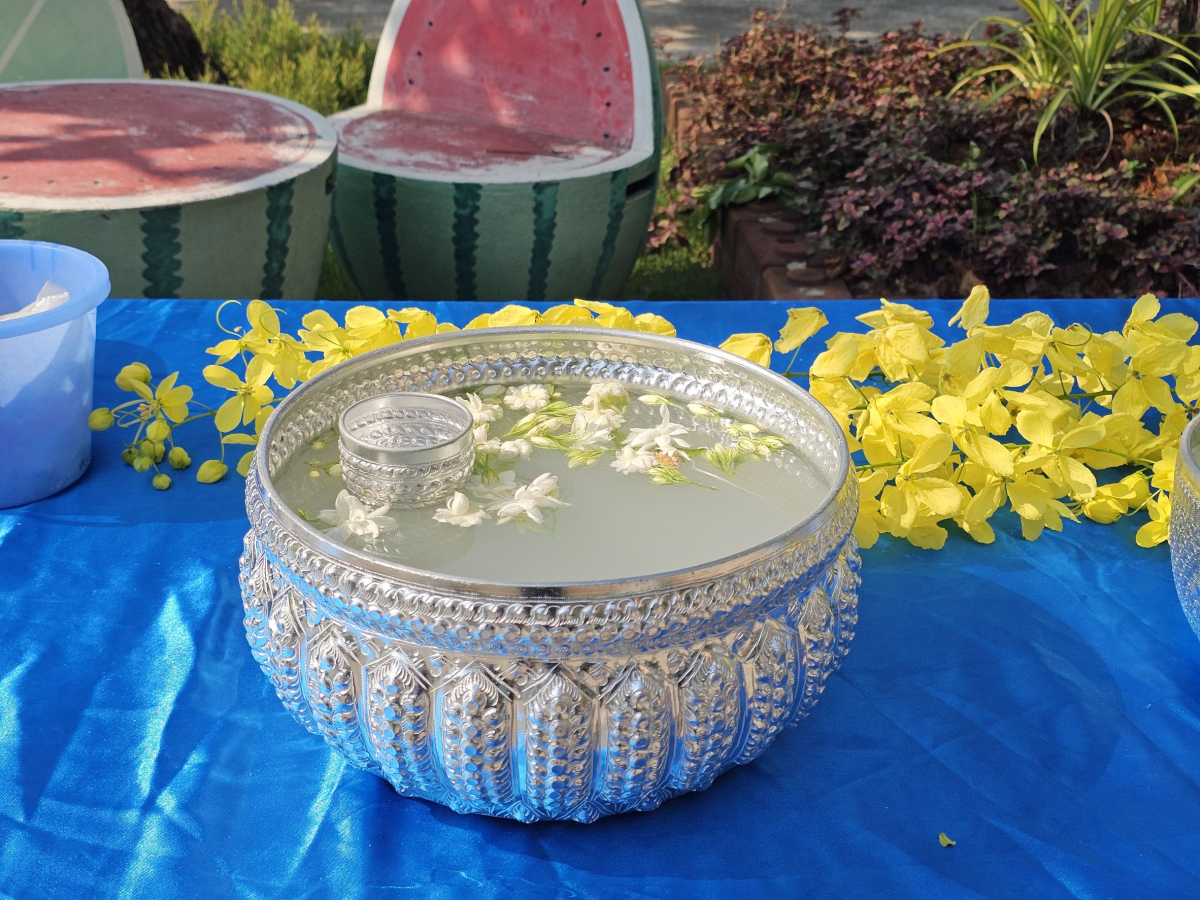 เทศบาลตำบลพันดุง จัดกิจกรรมโครงการอนุรักษ์สืบสานประเพณีสงกรานต์วันผู้สูงอายุ "สืบสานประเพณีสงกรานต์และวันกตัญญูผู้สูงอายุ" ประจำปีพุทธศักราช 2569