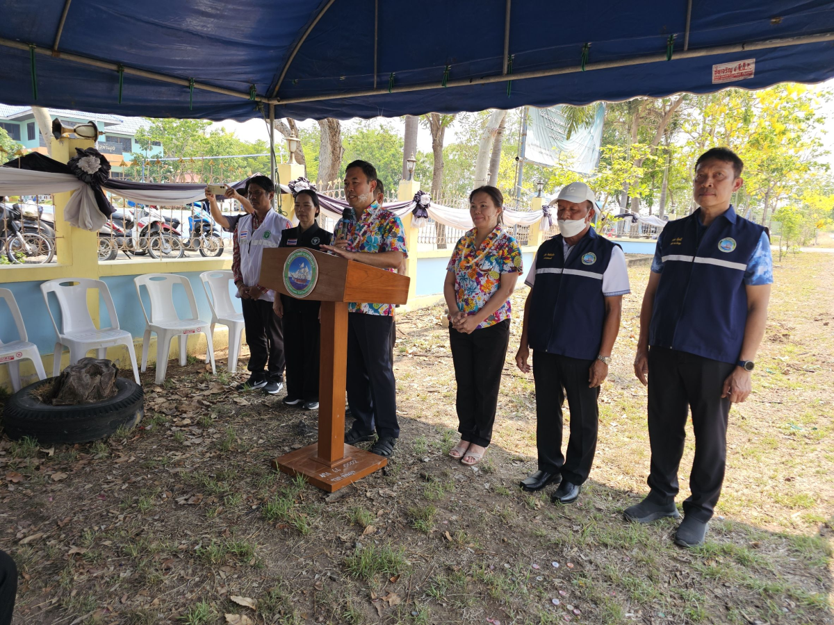 วันที่ 10 เมษายน 2569 นายสมภพ มุกดาสนิท นายอำเภอขามทะเลสอ เป็นประธานในพิธีเปิด จุดรวมบริการประชาชน เทศบาลตำบลพันดุง เทศกาลสงกรานต์ ประจำปีพ.ศ. 2569  ณ บริเวณหน้าสำนักงานเทศบาลตำบลพันดุง